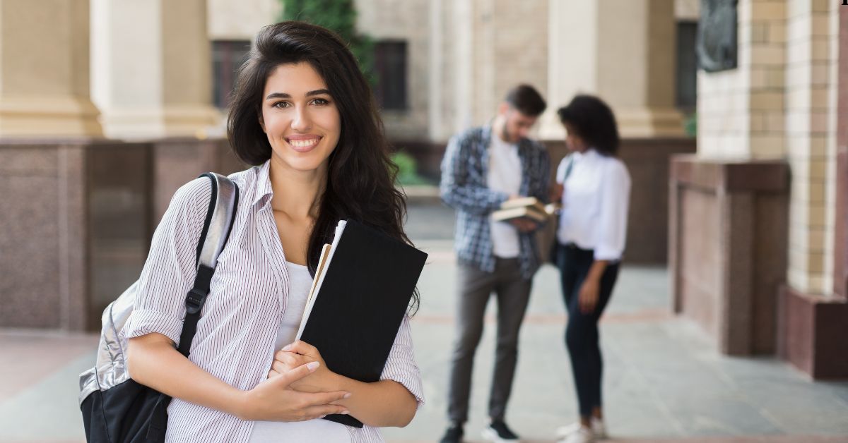 online vs distance education